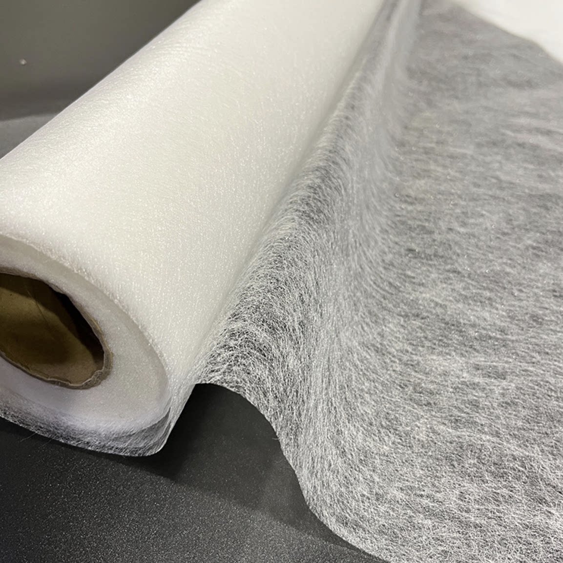 Interfacing Iron On - ผ้าซับในแบบกาวสองหน้า ขนาด 0.3 ม. x 20